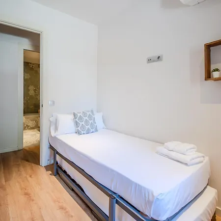 Flateli Placa Catalunya 1-2 Апартаменты